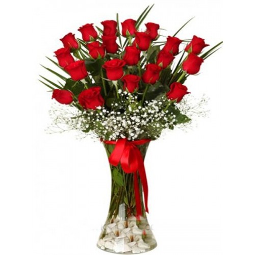 Vazoda 21 Adet Kırmızı Gül